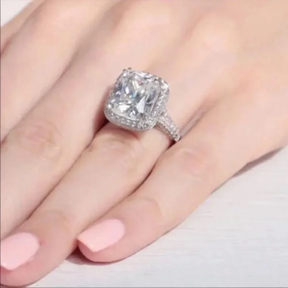 ENGAGEMENT 925 STERLING SILVER DIAMOND DOME RING, CUTE RING, SHINY RING. - Picture 2 of 6